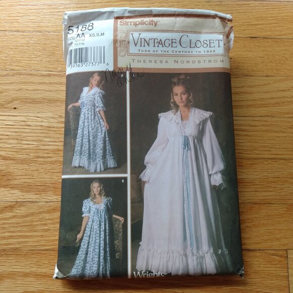 Vintage Victorian Style Nightgown Robe Sewing Pattern XS-M Simplicity 5188 UNCUT - Picture 1 of 11